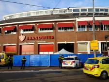 Amsterdamse brandweerkazerne dicht na dode en gewonde door steekincident