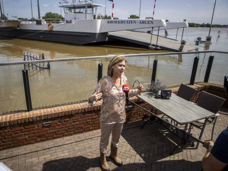 Van Nieuwenhuizen bezoekt Limburg: ‘We zijn er nog niet’