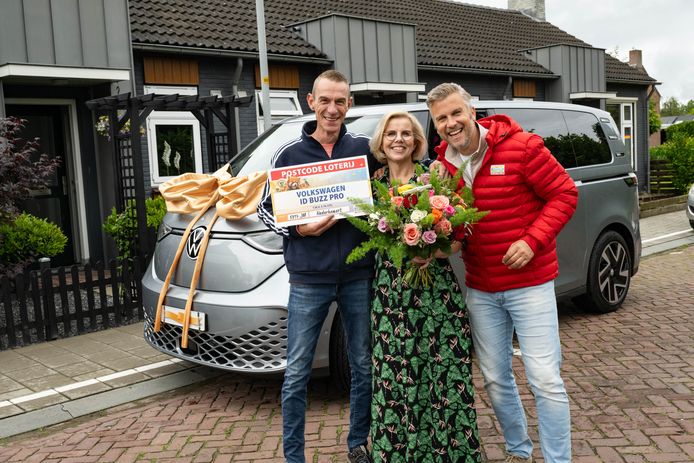 Bij Sophie en Peter uit Nederhemert staat ineens Winston voor de deur ...