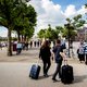 Toeristen zien de schoonheid van de stad die wij al lang niet meer zien
