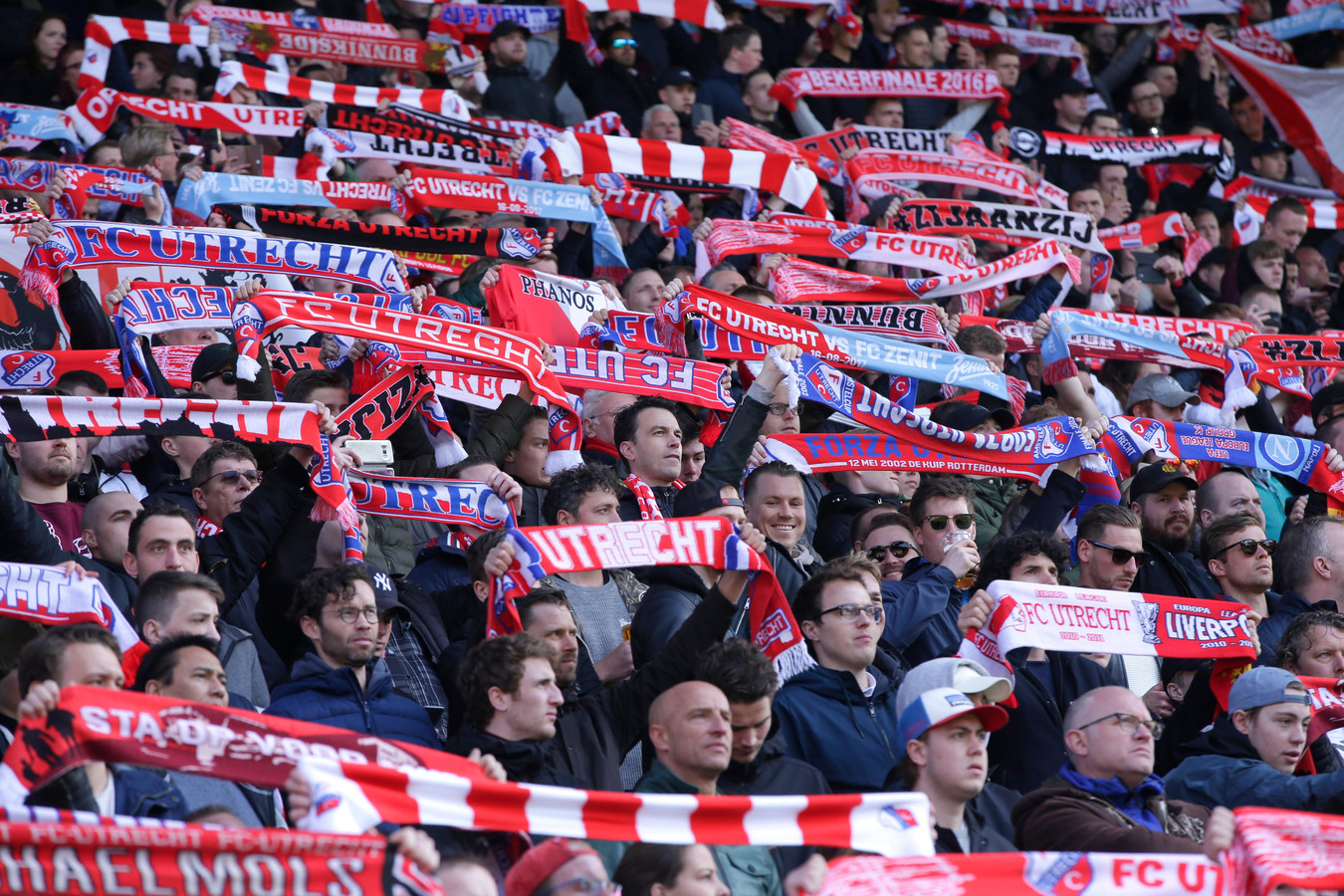 FC Utrecht vraagt fans om zondag oude kleding mee te nemen naar