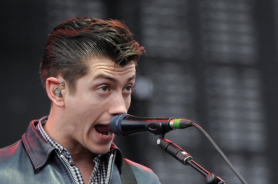 Алекс тернер. Arctic Monkeys солист. Алекс Тернер 2014. Алекс Тернер Arctic Monkeys. Arctic Monkeys солист Алекс Тернер.