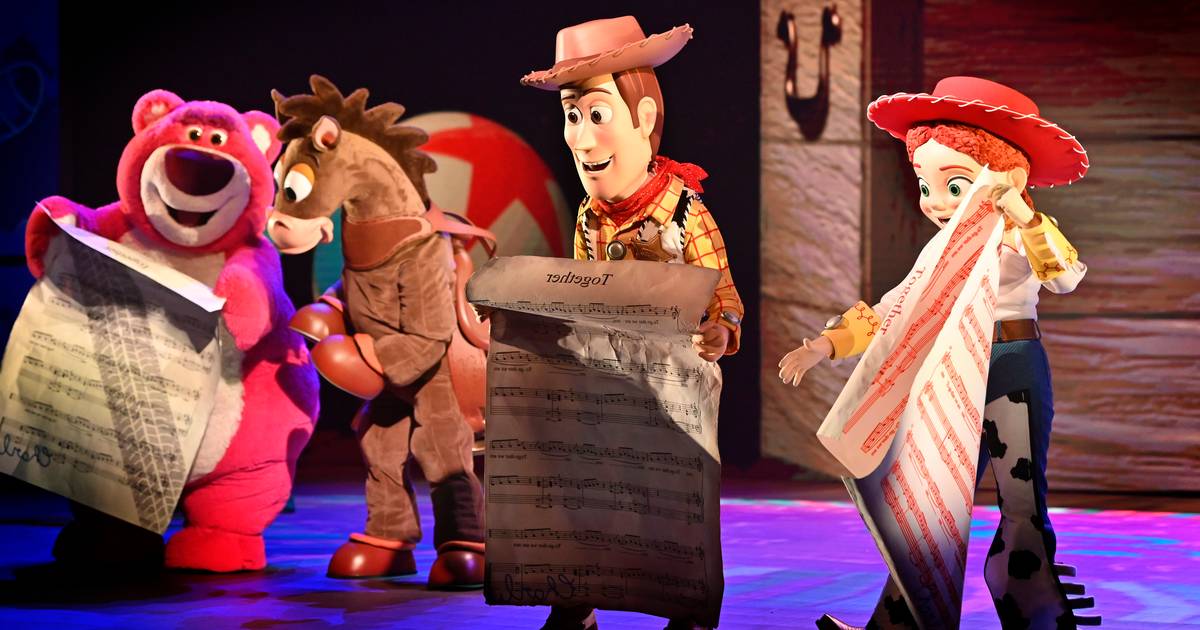Fra Toy Story til å finne Nemo: Disneyland Paris samler Pixar-karakterer i et musikalsk show |  Underholdningsverden