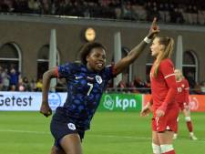 Beerensteyn en Martens helpen Oranje aan ruime zege op Polen, debuut voor 17-jarige Kaptein
