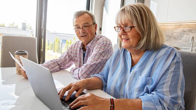 Trackers, beleggingsfonds of pensioensparen: hoe laat je je spaargeld het best aangroeien?