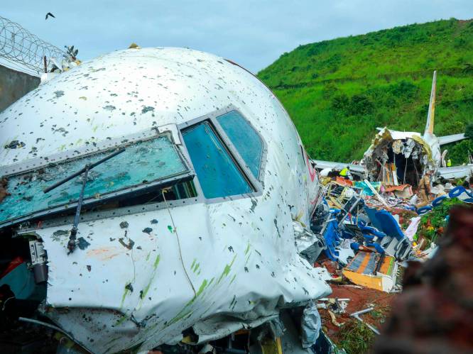 Vliegramp in India waarbij 18 passagiers omkwamen "lijkt fout van de piloot"