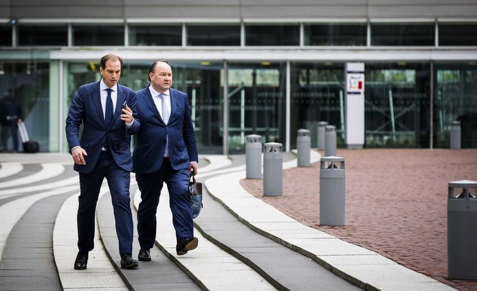 Woordvoerder Jeroen de Vries (links) en fractievoorzitter in de Eerste Kamer Henk Otten van Forum voor Democratie.