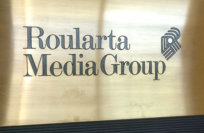 Het logo van Roularta Media Group.