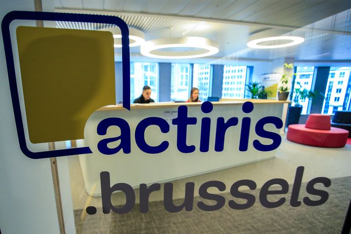 Actiris wil mensen zonder papieren aan de slag doen gaan in ...