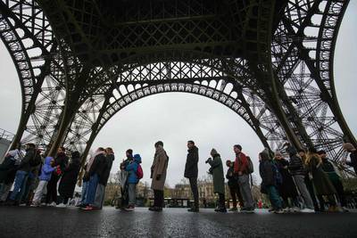 La grève à la Tour Eiffel représente un manque à gagner entre 1 et 2 millions d’euros