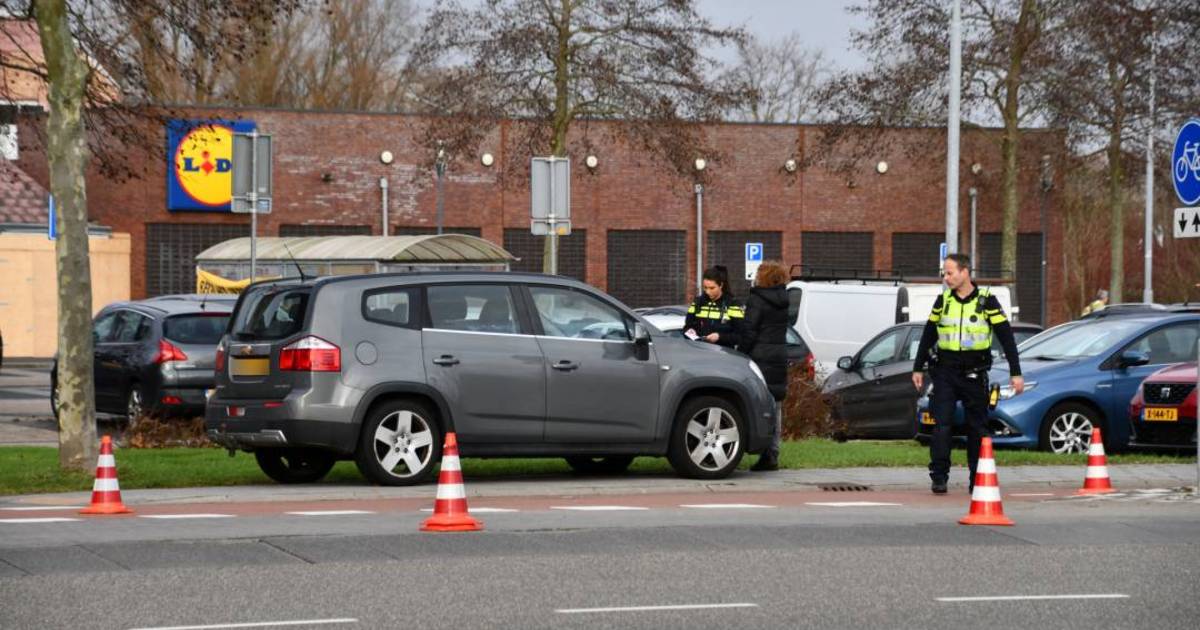 Fietser raakt zwaargewond na aanrijding in Vlissingen.