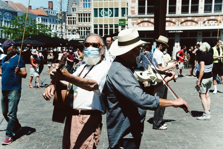 Protest op de Korenmarkt in Gent. Beeld Francis Vanhee