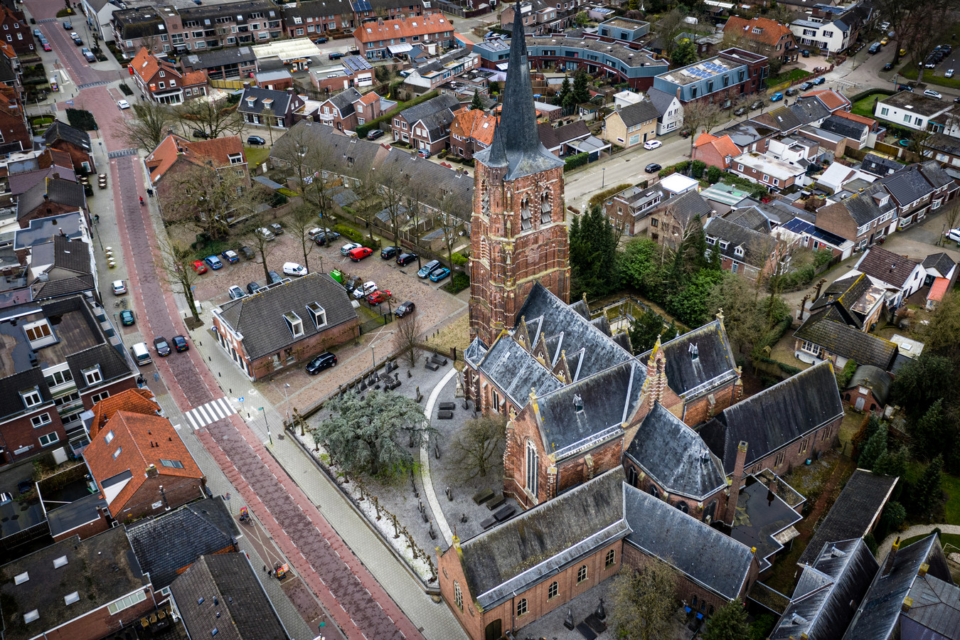 Winkels, Horeca En Cultuur In Loon Op Zand Willen Open: 'Wij Kunnen Lokale  Ondernemers Niet Missen' | Foto | Bd.Nl