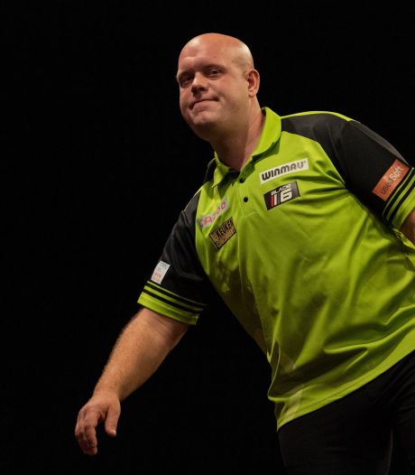 Michael van Gerwen zakt plek op wereldranglijst door vroegtijdige uitschakeling bij UK Open