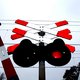 Speciaal stoplicht helpt ouderen veilig het spoor over te steken