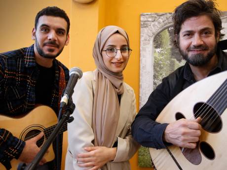 Orchestre Partout brengt muzikale vluchtelingen bij elkaar 