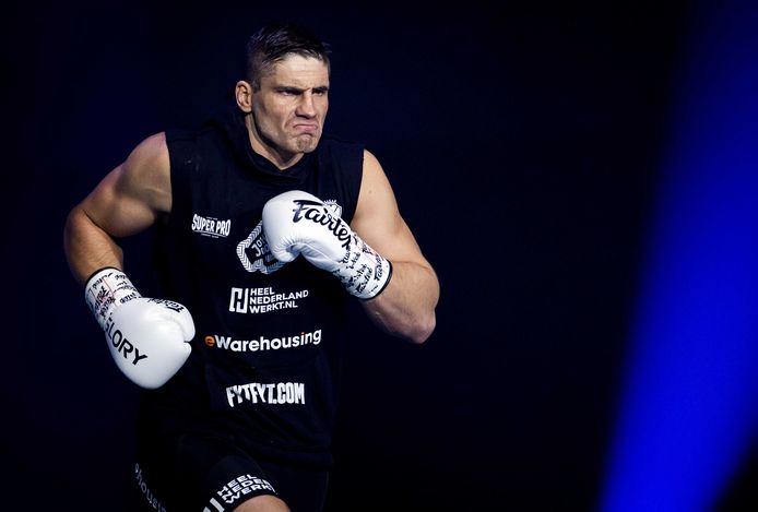 Rico Verhoeven tijdens Glory 77.