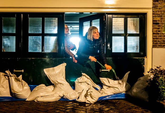 De schade bleef beperkt tot enkele ondergelopen kelders