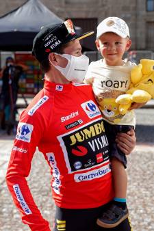 Roglic twee ritten verwijderd van derde eindzege op rij in Vuelta: ‘Het ziet er goed uit’