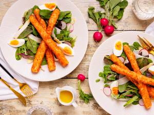 Wat Eten We Vandaag: Krokante asperges op zomerse salade
