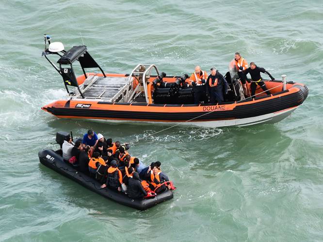 Meer dan twintig migranten gered voor kust van Duinkerke