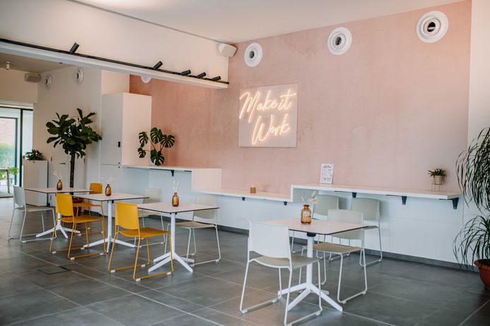 Bora Coworking.