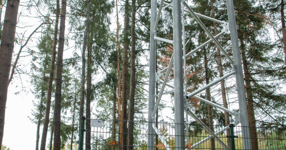 Staat er eindelijk een telefoonmast in Sibculo, werkt ie niet