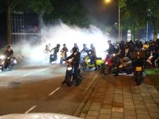 Veel lawaai en herrie door de straten: honderden motoren ronken bij ‘Luilak Leeft, Delft Beeft’