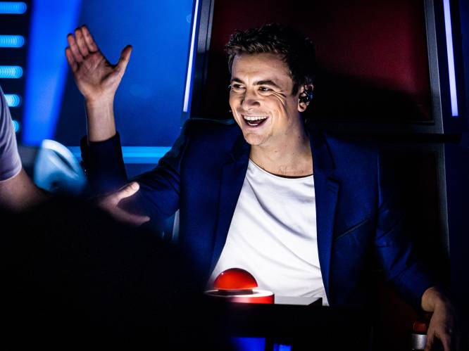 Niels Destadsbader maakt zijn debuut in ‘The Voice’: “Toen er de eerste dag niemand voor mij koos, was ik toch even in paniek”