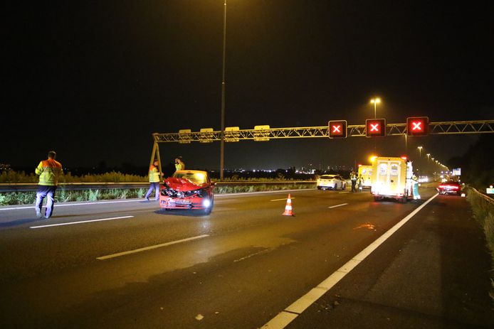 Het ongeluk op de A13.