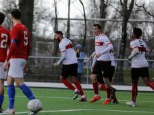 Justin de Vos maakt na goal hartje naar vriendin en schoonmoeder: ‘Hiermee scoor ik bonuspunten’