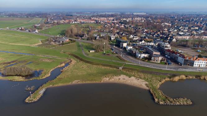 Plannen voor horecapaviljoen op Kamper stadsstrand