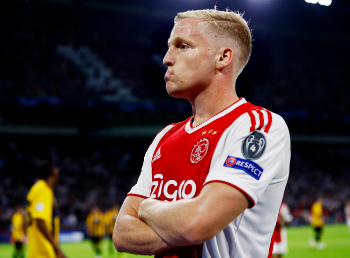 Van de Beek: Er kwam veel adrenaline vrij | Nederlands ...