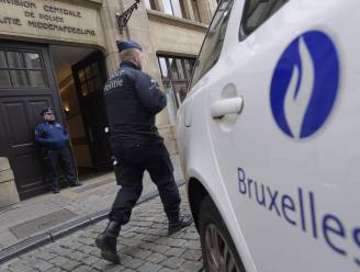 "Dertig Brusselse politieagenten thuis door geweld en regering doet niets"