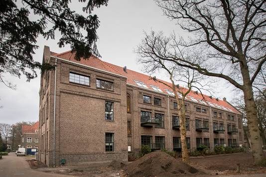 Genomineerd Dirk Roosenburgprijs 2019: verbouwing Eikenburg door Sint Trudo. Ontwerp: De Loods en Kiki van Rassel Architectenburo