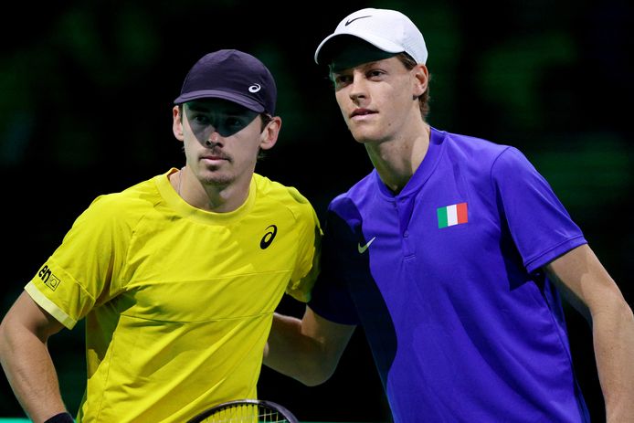 Alex De Minaur and Jannik Sinner before the match in Malaga.