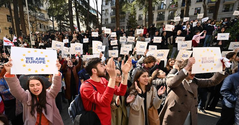 Demonstranten in Tblisi. Beeld AFP