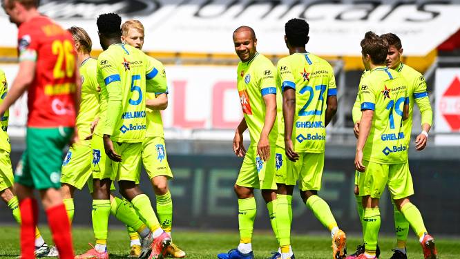 Aa Gent Mascotte Gelooft In Kansen Van Zijn Team Ik Ben Een Eeuwige Optimist Ik Denk Dat Club Bang Is Van Ons Aa Gent Hln Be
