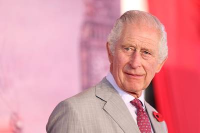 Koning Charles is niet van plan het rustiger aan te doen na prostaatoperatie