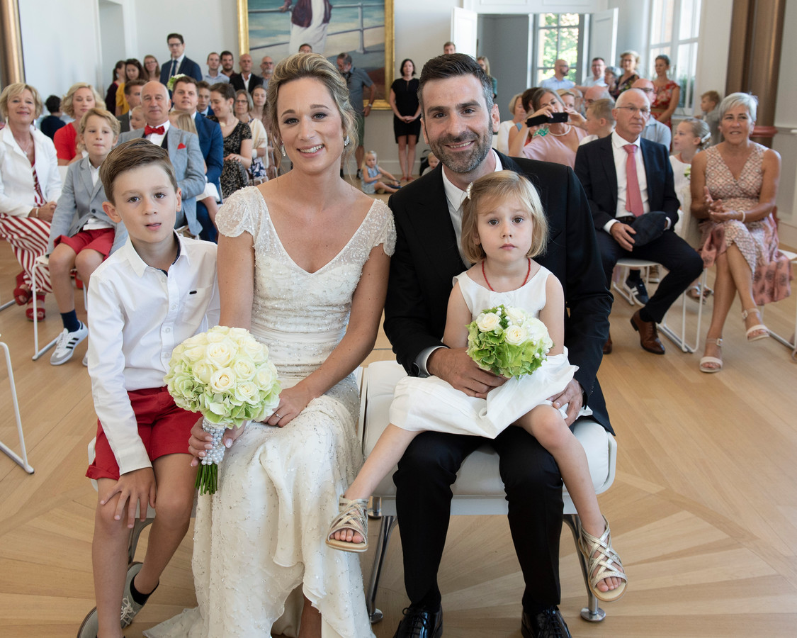 ‘Familie’-acteur Jan Van den Bosch trouwt met jeugdliefde Fran | Foto