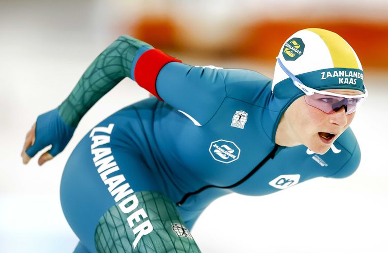 Irene Schouten in actie op de 3000 meter tijdens de tweede dag van het olympisch kwalificatietoernooi langebaanschaatsen in Thialf. Vrijdagavond won ze ook de vijf kilometer. Beeld ANP