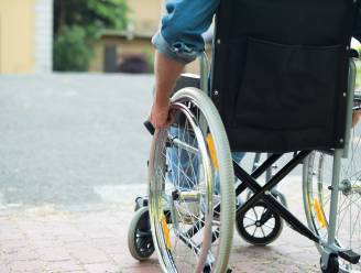 Het is 2023 en nog steeds kunnen gehandicapten in Hulst niet overal terecht; ‘Alsof ze niet op ons zitten te wachten’