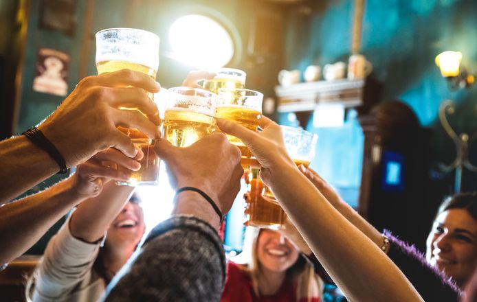 Uitgaanspubliek in Zuid-Engeland moet niet alleen opletten voor een pilletje dat ongewenst in een drankje wordt gestopt, maar ook oppassen voor injectienaalden.