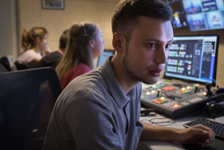 Edward Kryzkanivski, verslaggever 24TV. Beeld Jeroen de Bakker