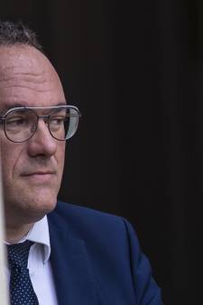 Accusé de viol, le nouveau ministre français Damien Abad n'envisage pas de démissionner