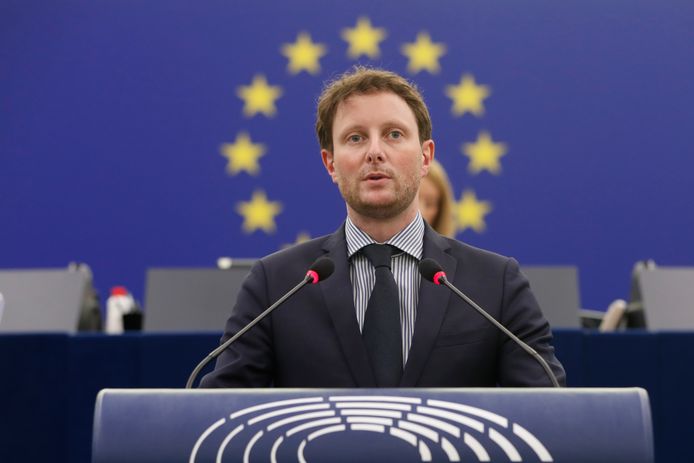 De Franse minister van Europese Zaken Clement Beaune veroordeelde de actie van Angel Dzhambazki.