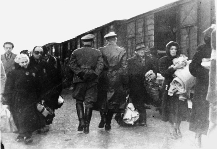 Transport van Holocaustslachtoffers, najaar 1943. Beeld NIOD
