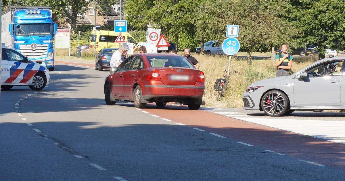 Fietser gewond bij botsing met auto in Oudheusden.