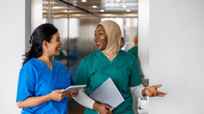 Steeds meer zorgpersoneel werkt liever als interim dan via vast contract: wat zijn de voordelen?