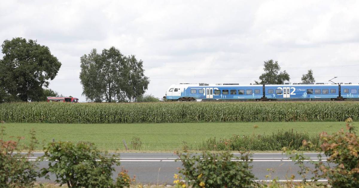 Geen treinen tussen Nijverdal en Wierden na aanrijding met persoon.